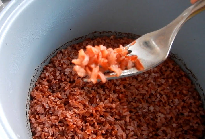 Makan Nasi Merah Untuk Mencegah Terjadinya Jerawat