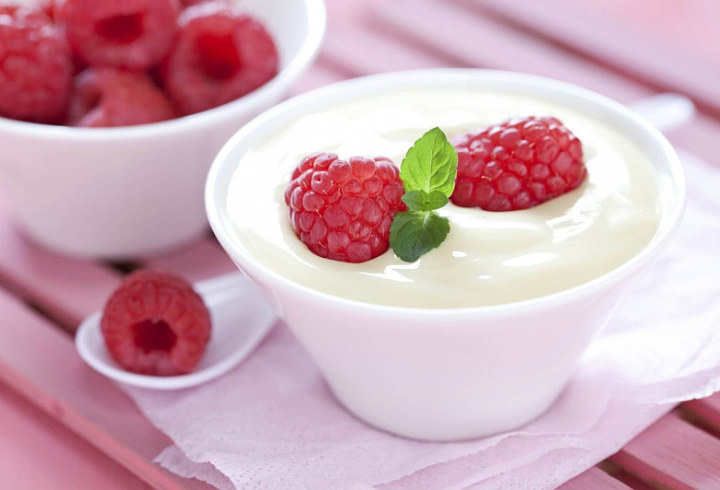 Yoghurt Rupanya Juga Memiliki Sejumlah Kandungan yang Ampuh Atasi Jerawat Loh!