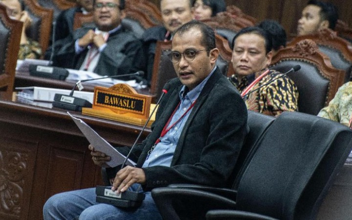 Saksi Ahli Jokowi Rupanya Sempat Ditelepon Mahfud MD Sebelum Sidang MK, Bicarakan Apa?