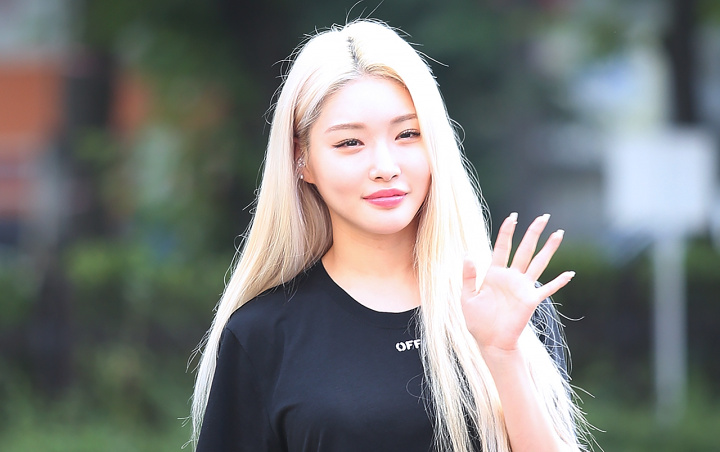 Dandanan 'Norak' Kim Chung Ha di 'M! Countdown' Dikritik Netter Habis-Habisan