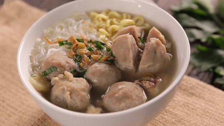 Bakso Khas Indonesia Si Bulat Lezat Dan Nikmat