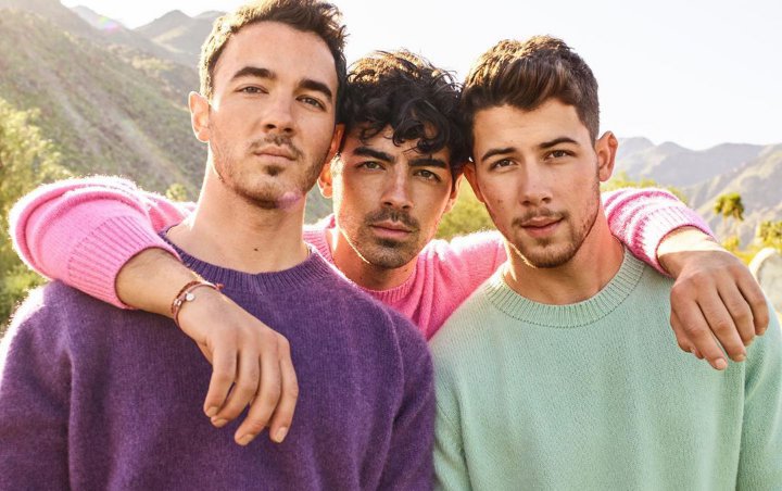 Jonas Brothers Ikut Age Challenge, Bikin Kaget Karena Masih Kelihatan Ganteng