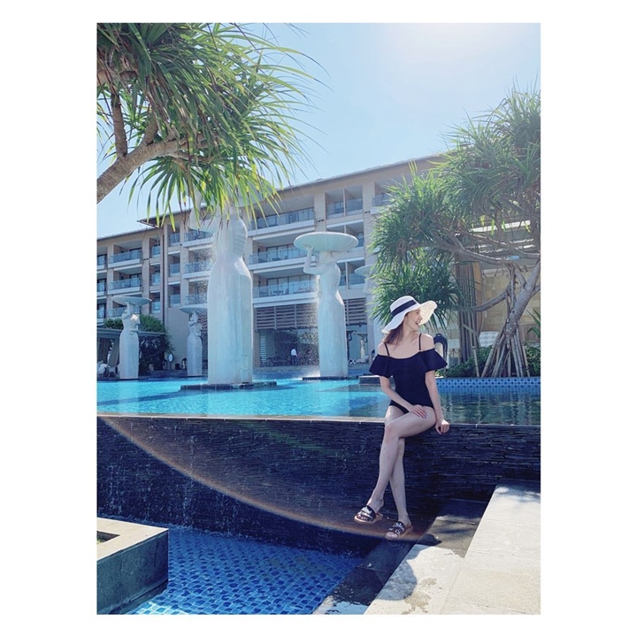 Yoona SNSD Ternyata di Bali, Foto Umbar Kaki dan Bahu Mulus Jadi Sorotan