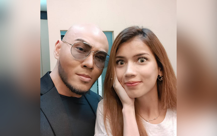 Dibully Gigi Tonggos, Sabrina Pacar Deddy Corbuzier 