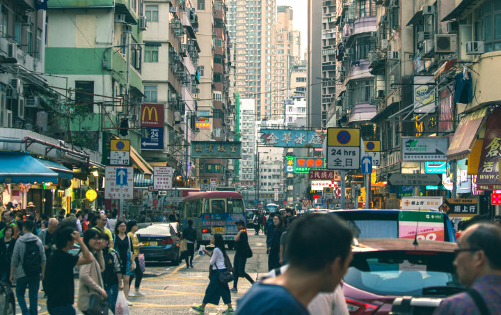 Belum Kondusif, Kemenlu Imbau WNI Tunda Pelesiran ke Hong Kong