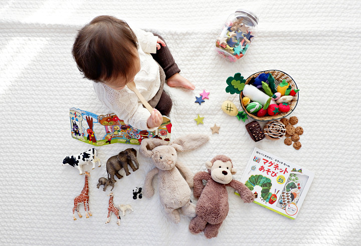 Mainan Anak Juga Perlu Dibawa Saat Berlibur, Tapi Secukupnya Saja