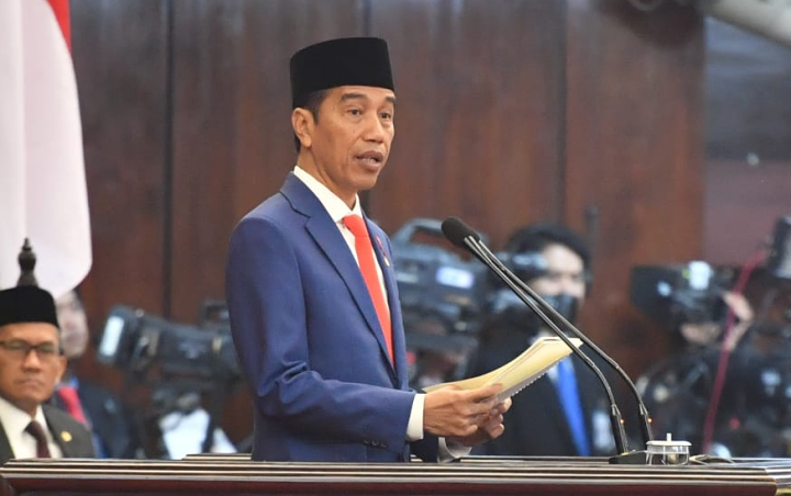 Jokowi Minta Indonesia Waspadai Ketidakpastian Ekonomi Global, Singgung Depresiasi Mata Uang