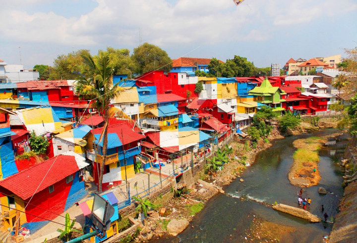 Kampung Kali Code Yogyakarta Berubah Menjadi Pelangi Pada Tahun 2015