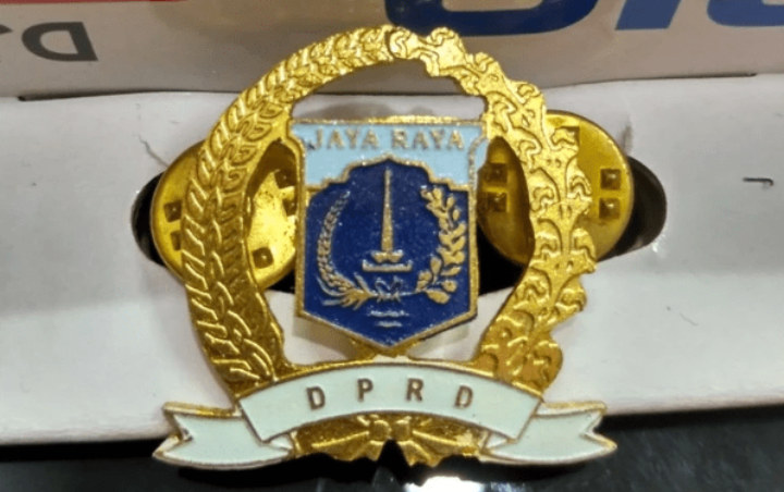 PDIP Ikut Tolak Pin Emas DPRD DKI: Akan Disumbangkan ke Program Pak Ahok