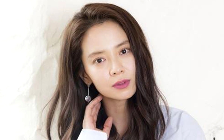Song Ji Hyo Didesak Segera Menikah Gara-Gara Posting Ini