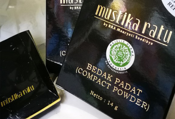 Ingin Tampilan Wajah yang Cerah dan Segar? Gunakan Saja Mustika Ratu Compact Powder