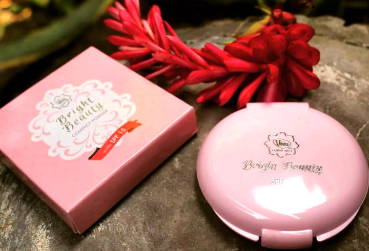 Viva Bright Beauty Compact Powder, Bedak yang Bisa Membuat Kulit Wajah Tampak Halus