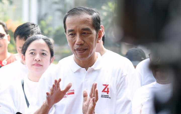 Jokowi Salat Minta Hujan Sebelum Tinjau Karhutla Riau
