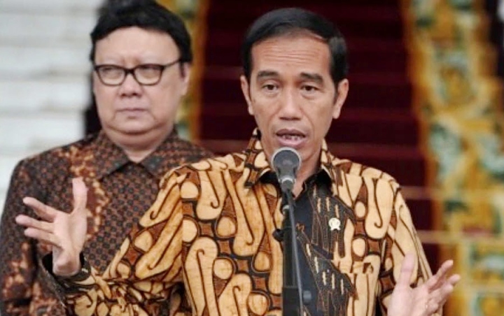 Tjahjo Kumolo Mengaku Ikut 'Disentil' Jokowi Soal Karhutla