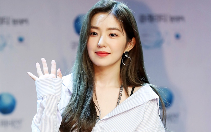 Irene Red Velvet Dandan Cupu Berkacamata Dipuji Tetap Cantik Bak Mahasiswi Pintar