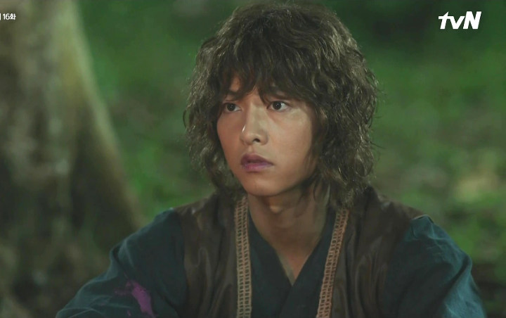 Akting Song Joong Ki di 'Arthdal Chronicles' Rupanya Suka Bikin Fans Lupa, Kenapa?