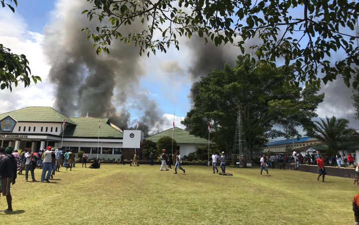 Wamena Papua Kembali Membara, Kantor Bupati Dibakar Massa