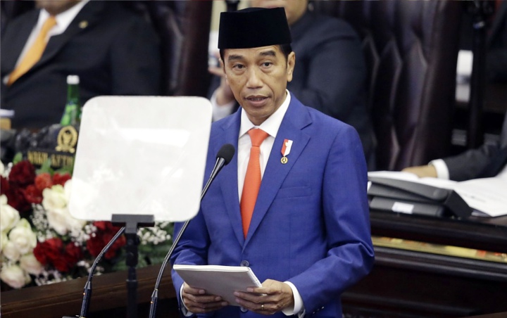 Mensesneg Siapkan Draf, Jokowi Bakal Terbitkan Perppu untuk KPK?