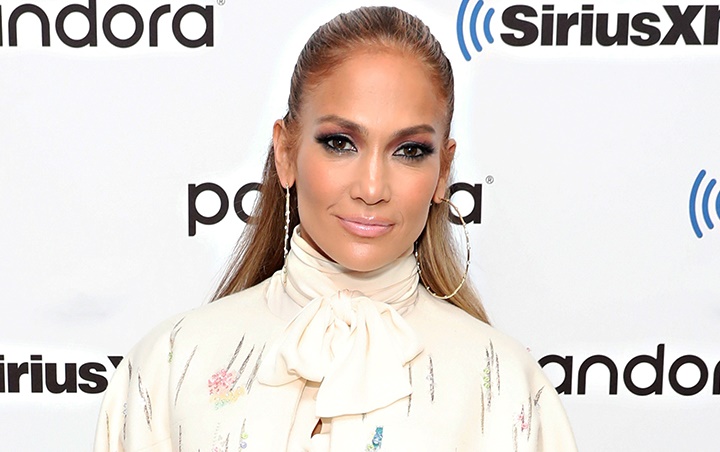 Jennifer Lopez Kena Tuntut Miliaran Rupiah Gara-Gara Unggah Fotonya Sendiri di Instagram