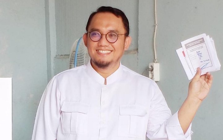 Jubir Prabowo Malu Lihat UGM Tolak Ustaz Abdul Somad Beri Kuliah Umum