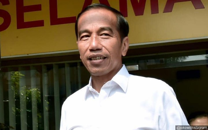 Gelar Sidang Kabinet Pertama, Jokowi Minta Menteri Kumpulkan Regulasi Tumpang Tindih Dalam Sebulan