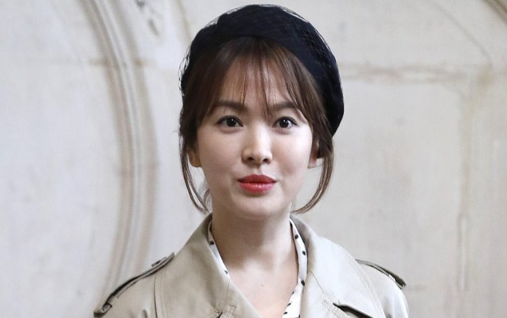 Song Hye Kyo Jadi Aktris Korea Pertama yang Iklan UItahnya Ditampilkan di Times Square