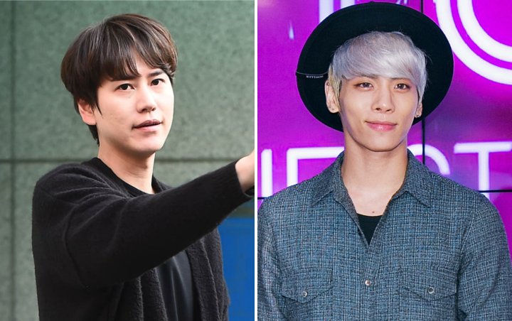 Kyuhyun Super Junior Tak Kuasa Tahan Tangis Saat Nyanyikan Lagu Ciptaan Mendiang Jonghyun SHINee
