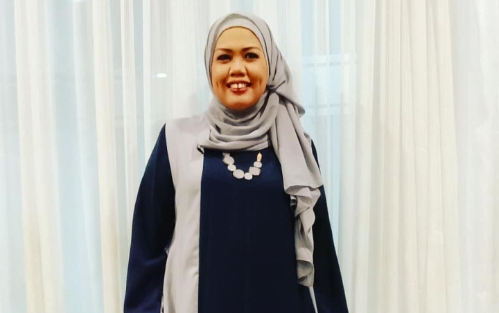 Ely Sugigi Ungkap Alasan 'Lepas Hijab', Minta Netizen Tak Urusi Dosanya
