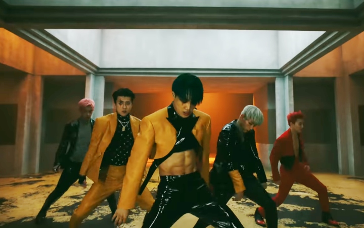 EXO Usung Genre Musik Berbeda dan Tampil Buka-Bukaan di MV 'Obsession'