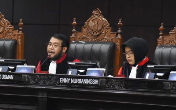 Putusan MK Soal UU KPK Dinilai Janggal, Hakim Bakal Dilaporkan ke Dewan Etik