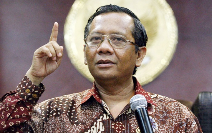 Mahfud MD 'Salahkan' Jubir Presiden Soal Perppu KPK Batal Terbit