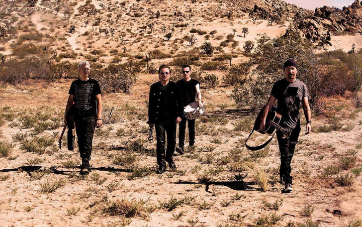 Band Legendaris U2 Beri Penghormatan Menyentuh Untuk Sulli Dalam Tur Konser Korea Mereka