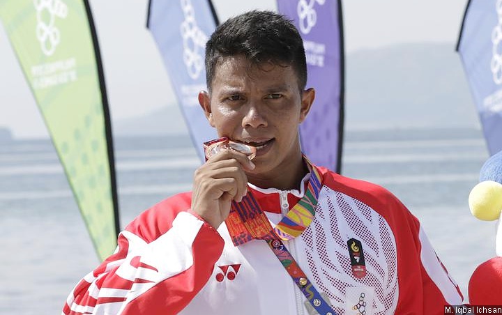 Pulang Naik Angkot Usai Sumbang Medali Emas di SEA Games, Atlet Ini Dijemput Polisi