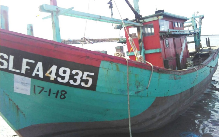 Ditenggelamkan Susi, Menteri Edhy Justru Akan Jual Kapal Maling Ikan Ke Swasta