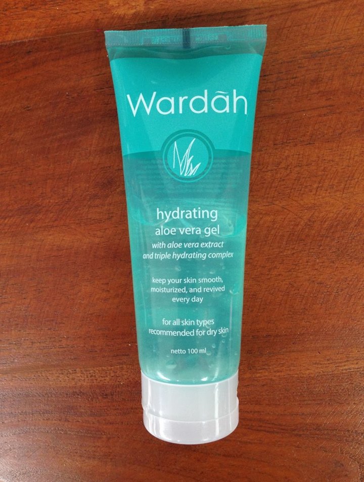 Wardah Hydrating Aloe Vera Gel, Primer Berkualitas yang Dijual dengan Harga Murah