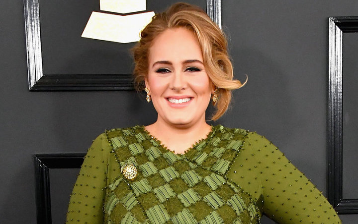 Foto Baru Adele dengan Tubuh Super Langsing Ini Dijamin Bikin Kaget