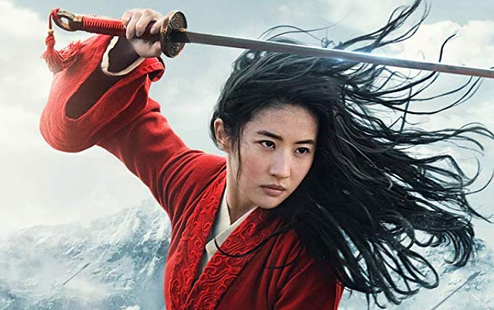 Liu Yifei Tampil Cantik Sekaligus Tampan di Poster Baru 'Mulan'