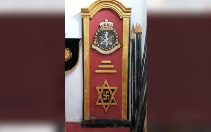 'Raja' Keraton Agung Sejagat Ungkap Makna Logo Mirip Nazi di Singgasananya