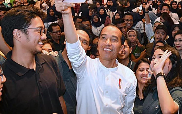 Jokowi Lempar 'Kode' ke Sandiaga Soal 2024, Politisi PDIP: Kami Punya Ganjar, Puan dan Risma