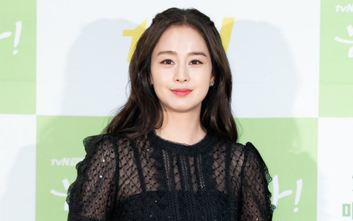 Kecantikan Kim Tae Hee di Preskon Drama Dipuji Tak Tertandingi, Make Up Tuai Kritik