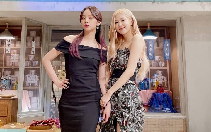 Hyeri Girl's Day Ikut Rayakan Ultah Rose BLACKPINK, Akrab Bak Kakak dan Adik