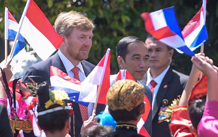 Jokowi Terima Keris Diponegoro yang Sempat Hilang Ratusan Tahun Dari Raja dan Ratu Belanda