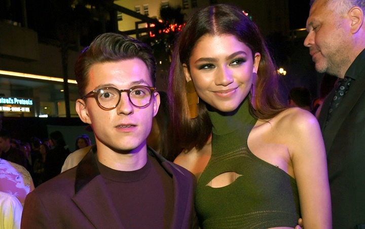 Tom Holland Keceplosan Bocorkan Jadwal Syuting 'Spider-Man 3' dan Konfirmasi Kembalinya Zendaya