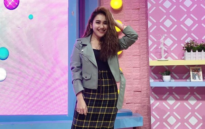 Konser Ayu Ting Ting Akhirnya Diundur Akibat Virus Corona, Sampai Kapan?