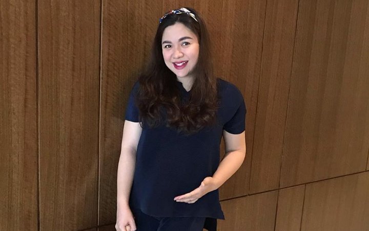 Vicky Shu Beri Semangat Untuk Sang Adik Yang Tetap Bekerja Di Tengah Wabah Virus Corona