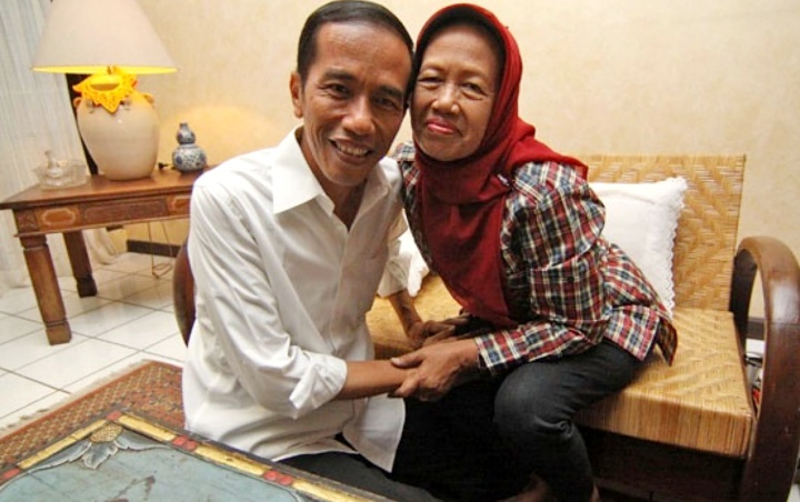  Kesaksian Penggali Kubur Soal Kondisi Makam Ibunda Jokowi
