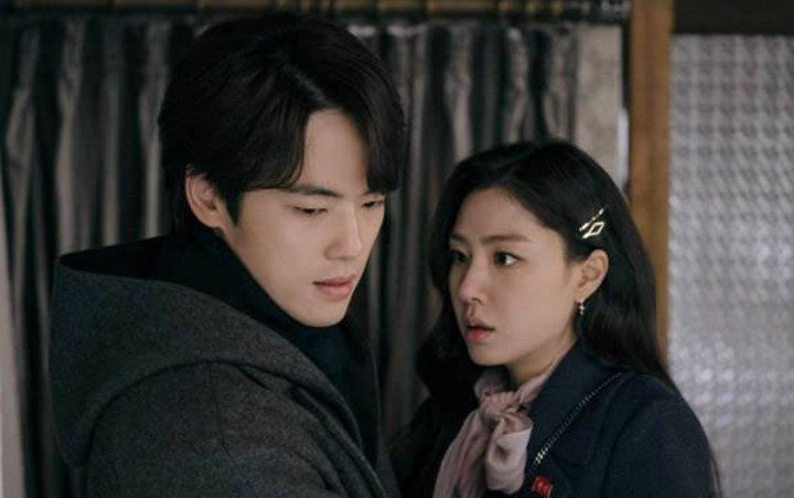 Sad Ending di 'Crash Landing On You', Kim Jung Hyun Bakal Temui Seo Ji Hye dalam Drama MBC