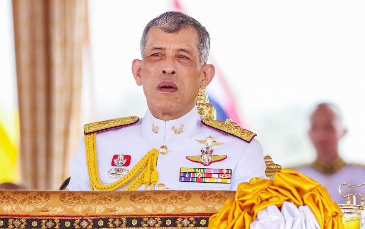 Heboh Wabah Corona, Raja Thailand Justru Boyong 20 Selir ke Jerman