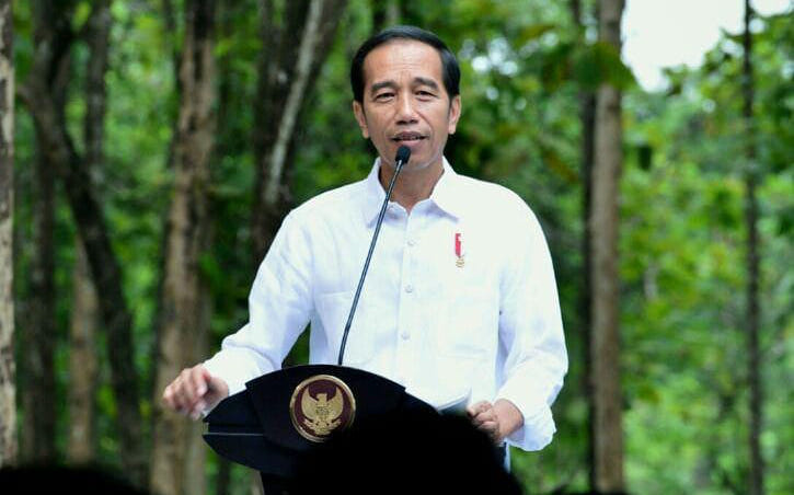 Jokowi Tolak Kepulangan TKI Saat Wabah Corona, Pastikan RI Kirim Bantuan Sembako