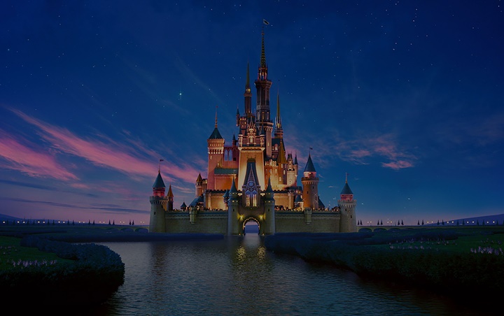 Ratusan Ribu Pegawai Disney Tak Terima Gaji Akibat Corona